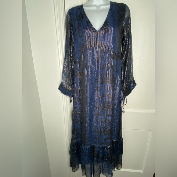 LA PLAGE Elegant Blue and Silver Sheer Dress - Picture 1 of 11